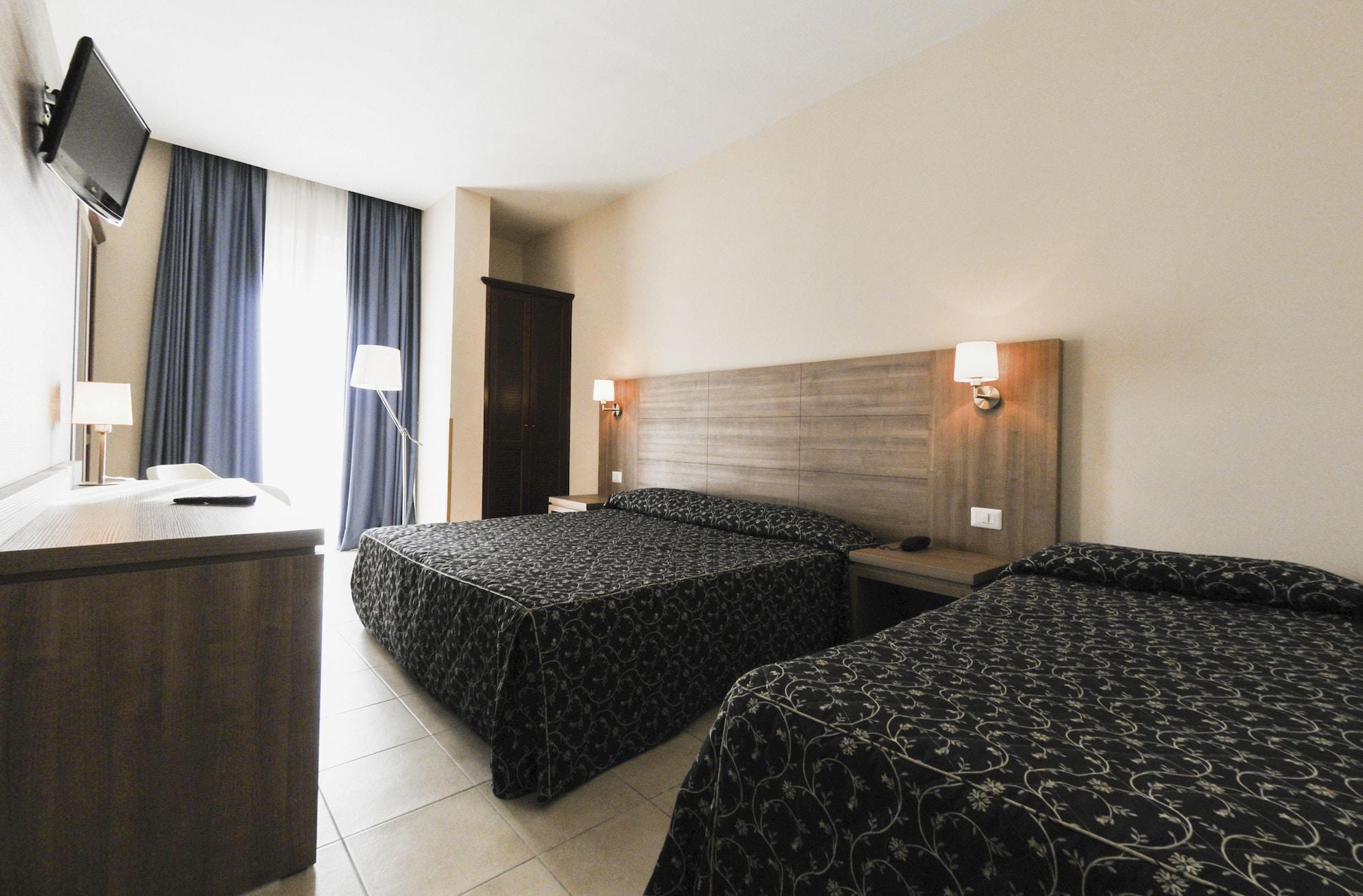 Hotel Mediterraneo Civitavecchia Zewnętrze zdjęcie