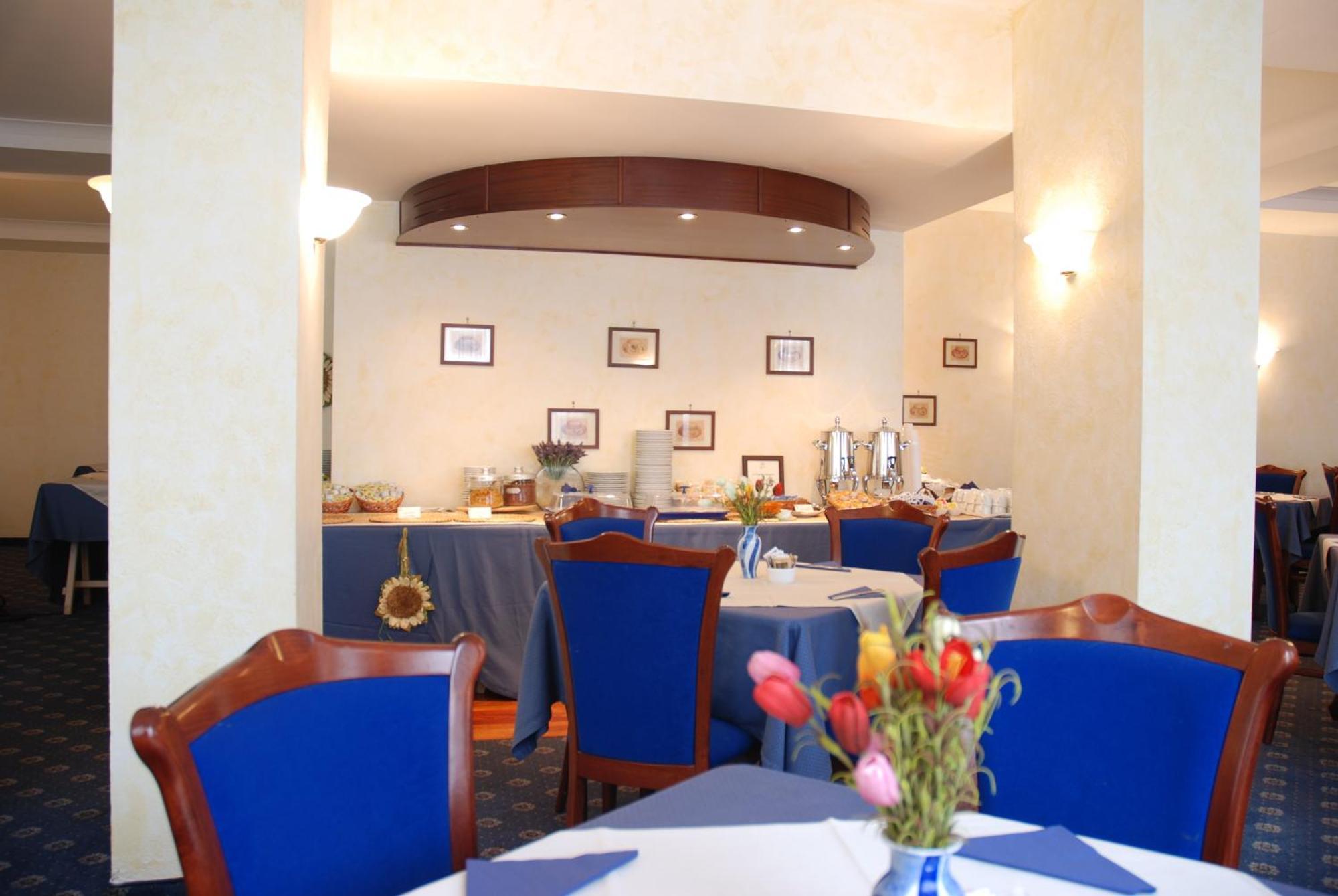 Hotel Mediterraneo Civitavecchia Zewnętrze zdjęcie
